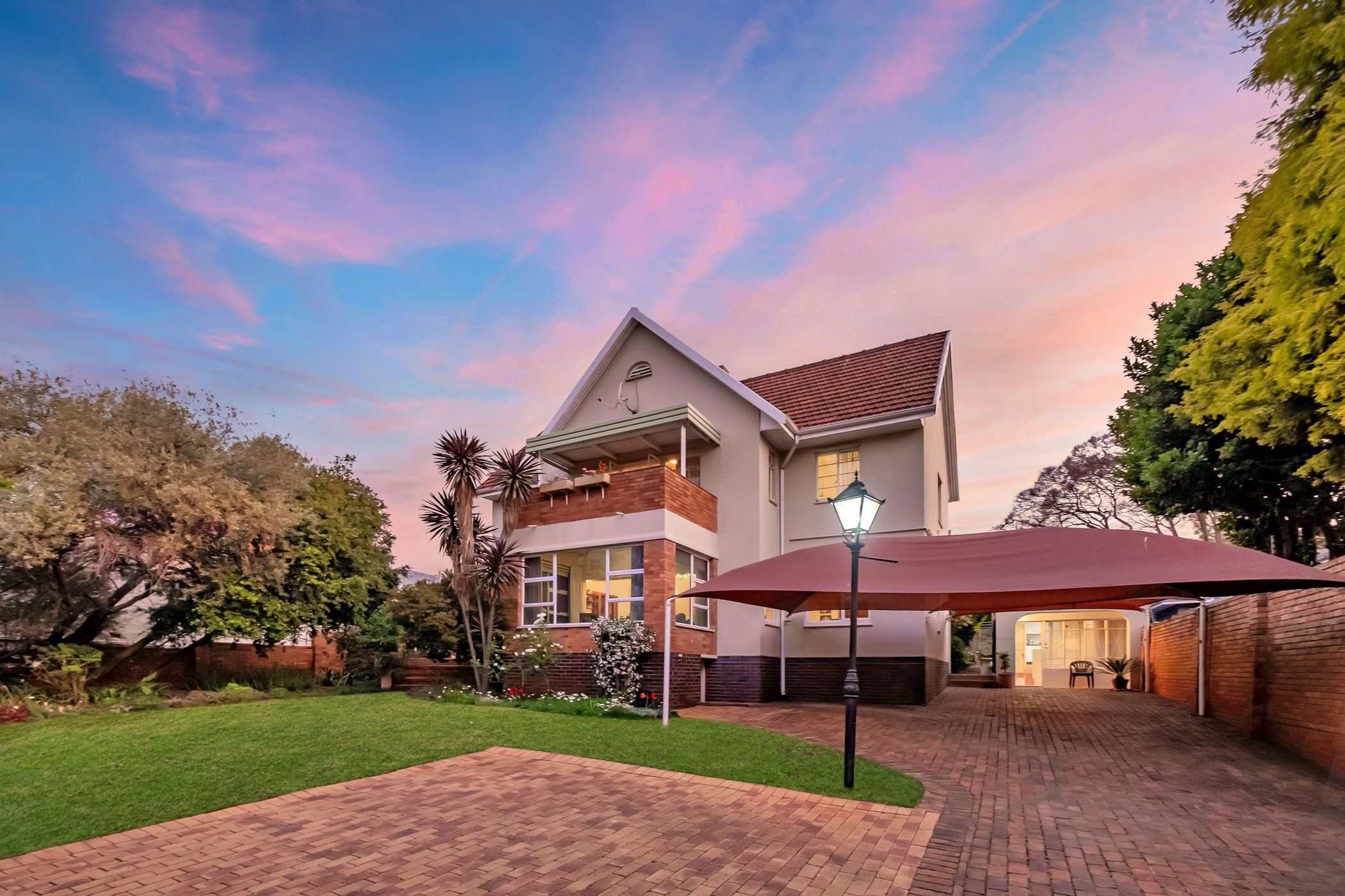 House for sale in Emmarentia - HP1716615