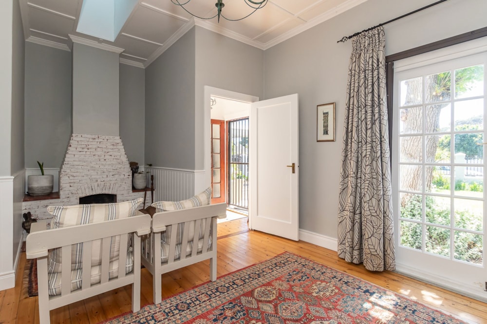 House for sale in Pinelands, Cape Town - KW1714703 House for sale in Pinelands, Cape Town - KW1714703