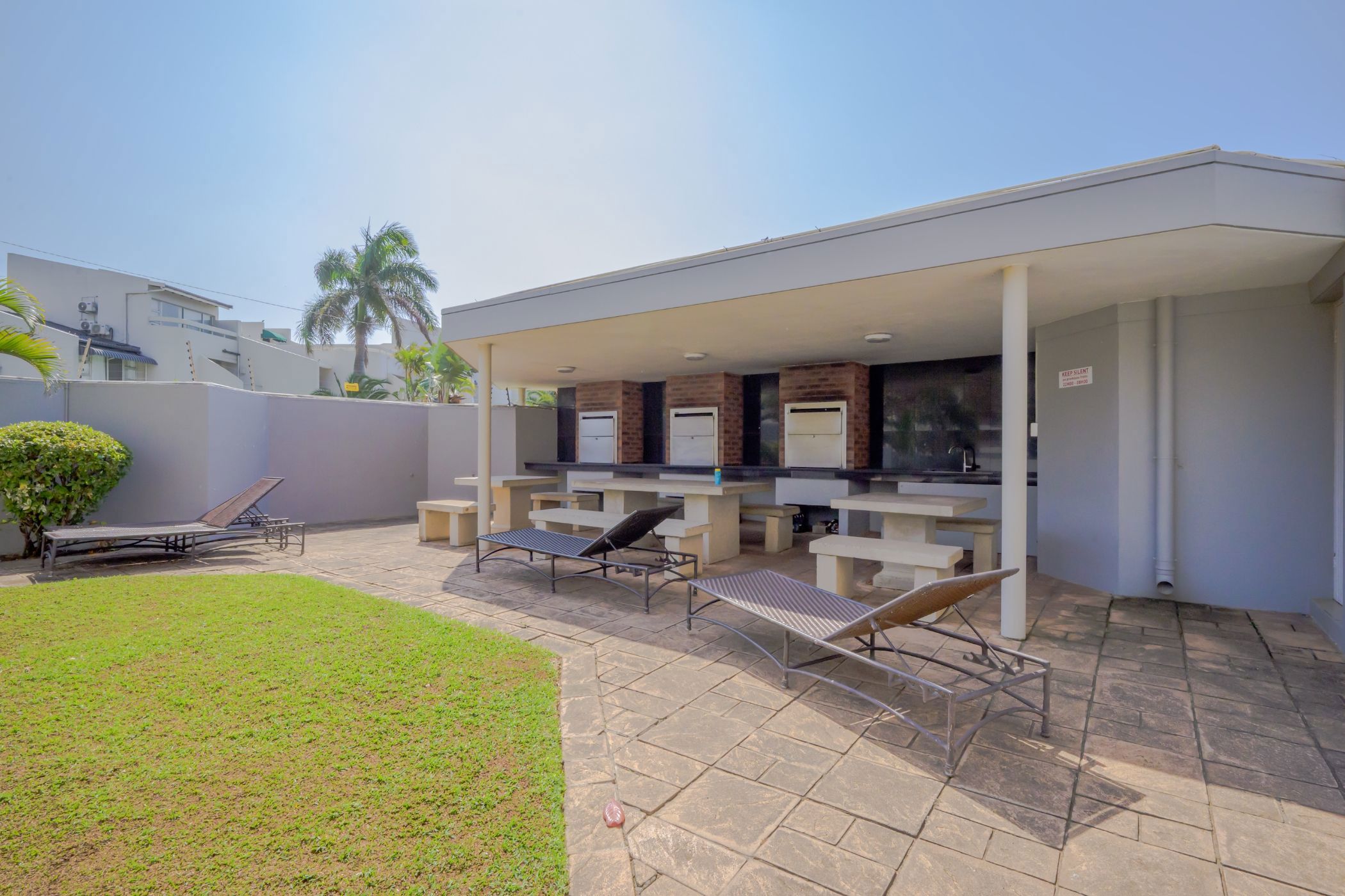 Apartment for sale in uMhlanga Rocks - 1ND1713904