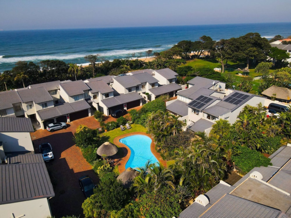 Townhouse for sale in uMhlanga Rocks - 1ND1716100