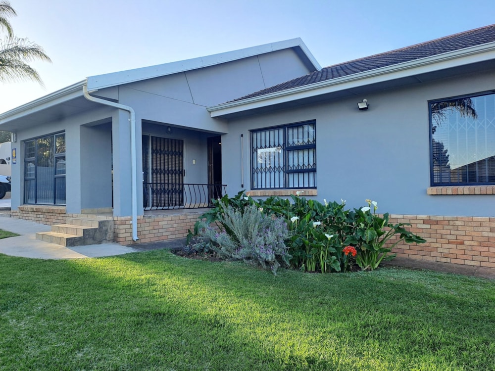 House for sale in Vanes Estate - 1UK1716171