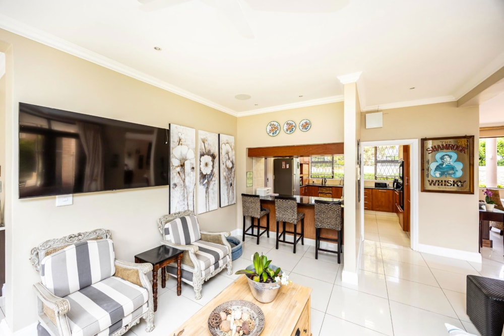 Double-storey house for sale in Gonubie - 1EZ1713948 Double-storey house for sale in Gonubie - 1EZ1713948