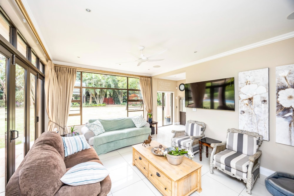 Double-storey house for sale in Gonubie - 1EZ1713948 Double-storey house for sale in Gonubie - 1EZ1713948