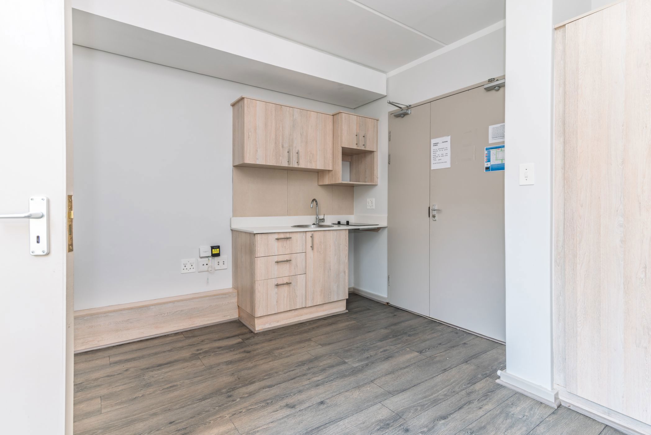 Apartment for sale in Pinelands, Cape Town - KW1714506