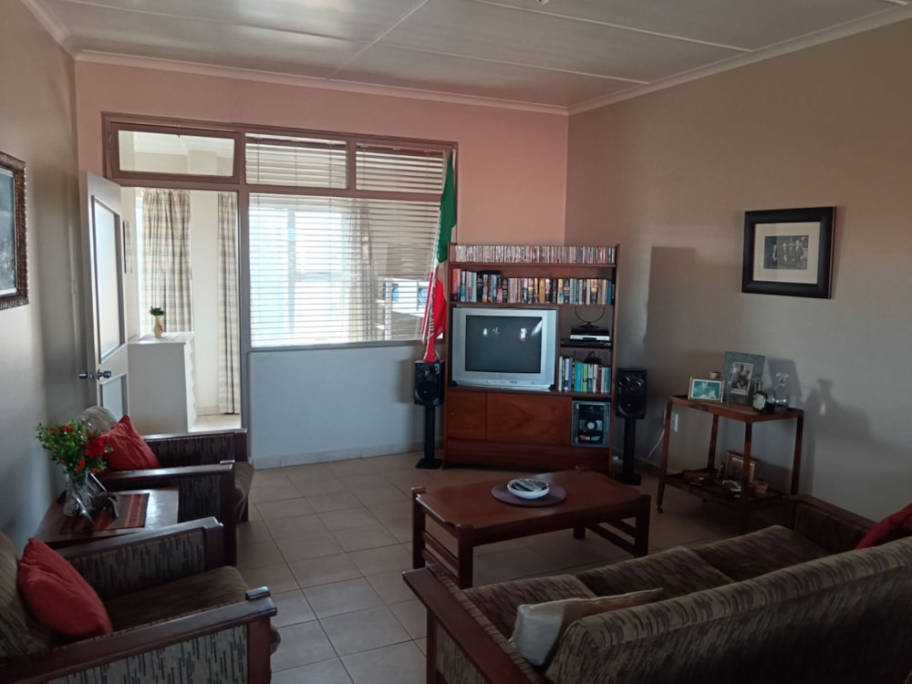 Apartment for sale in Scottburgh - 1si1713788