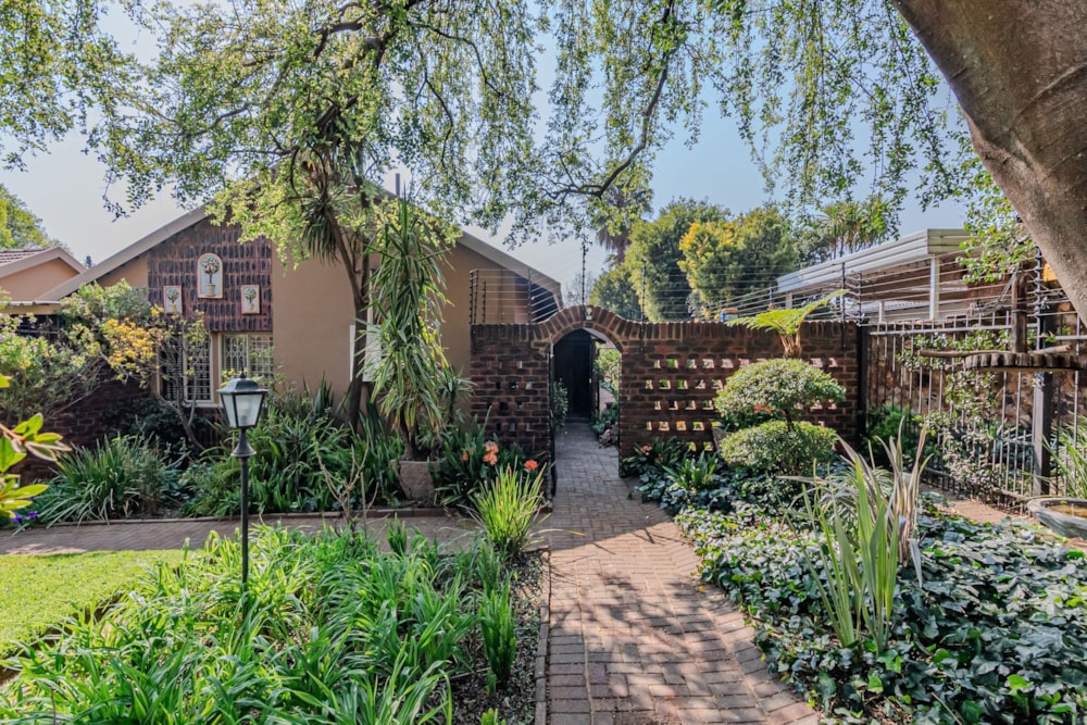 House for sale in Eldoraigne - CN1713747 House for sale in Eldoraigne - CN1713747