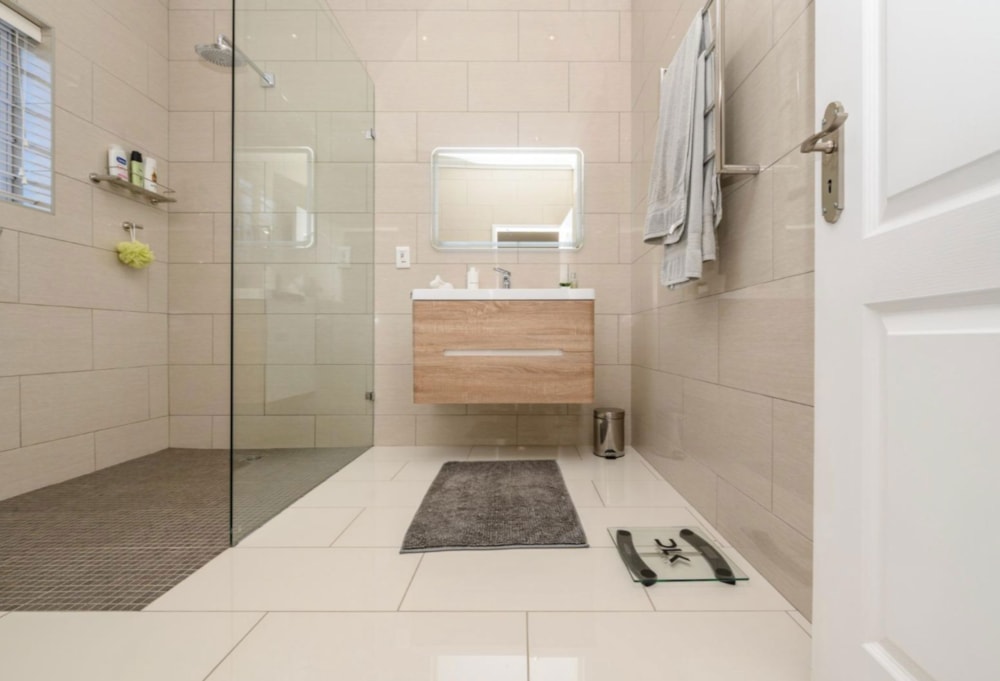 House sold in Lovemore Heights - 1PLZ1714218