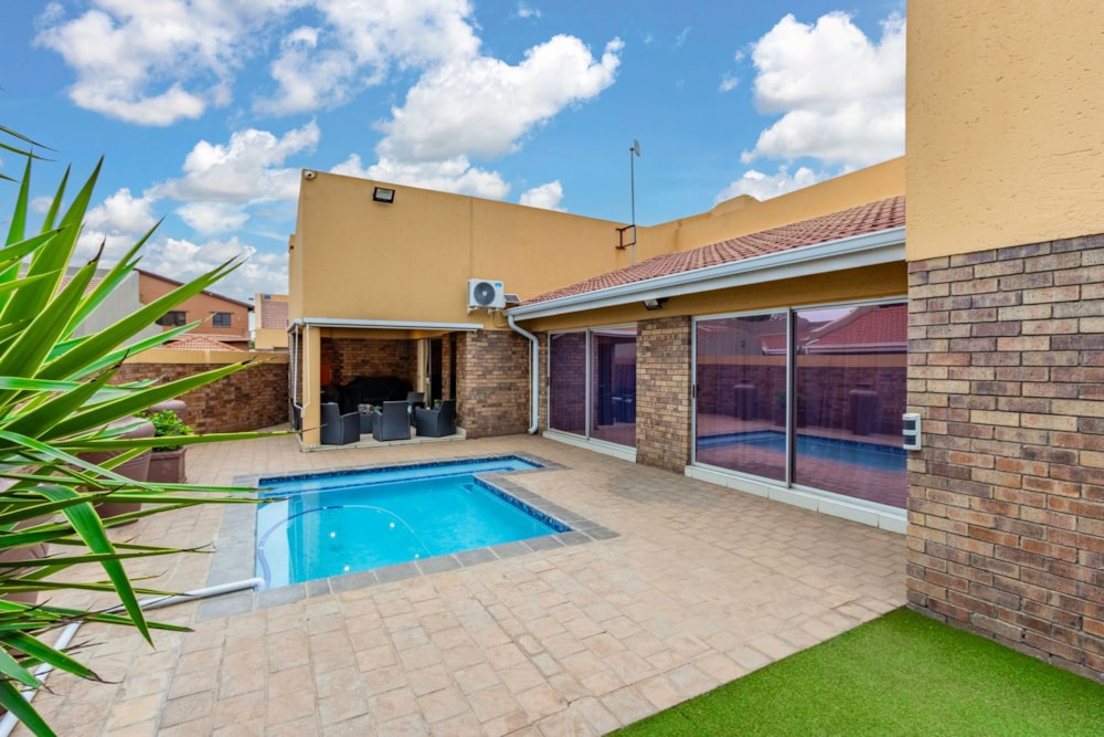 Cluster for sale in Rynfield - EN1716106 Cluster for sale in Rynfield - EN1716106