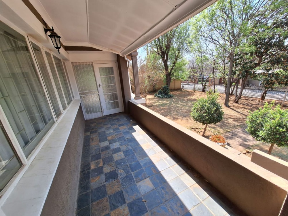 House for sale in Waverley, Bloemfontein - 1BX1714013