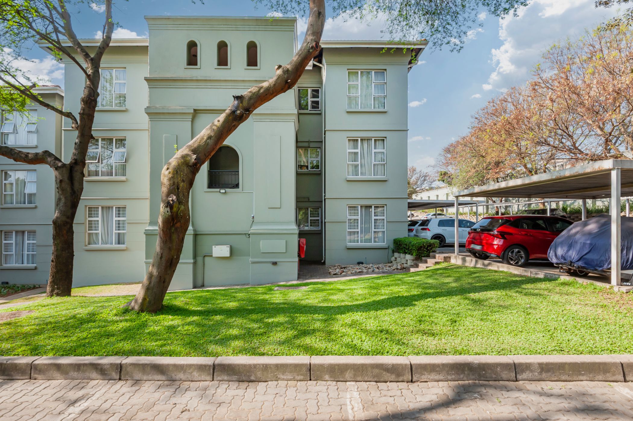 Apartment for sale in Bryanston - HP1715950