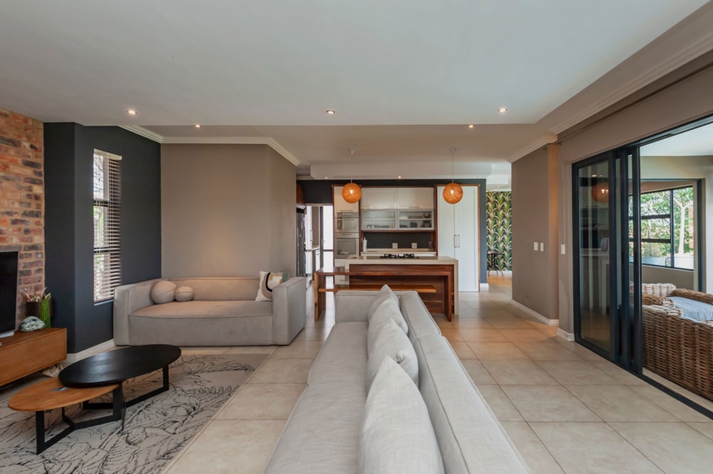 House for sale in Copperleaf - 1CU1715361