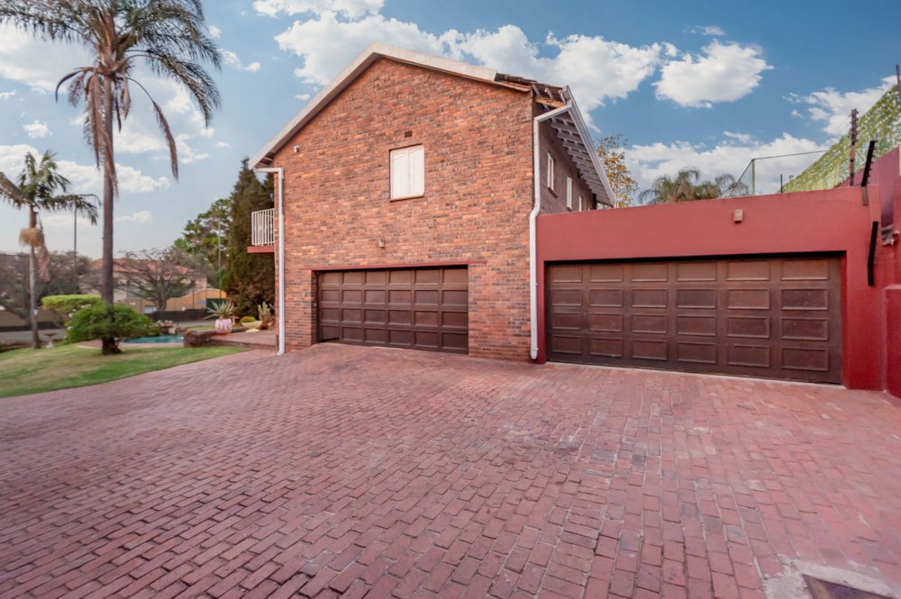 House for sale in Bedfordview - BED1714384 House for sale in Bedfordview - BED1714384