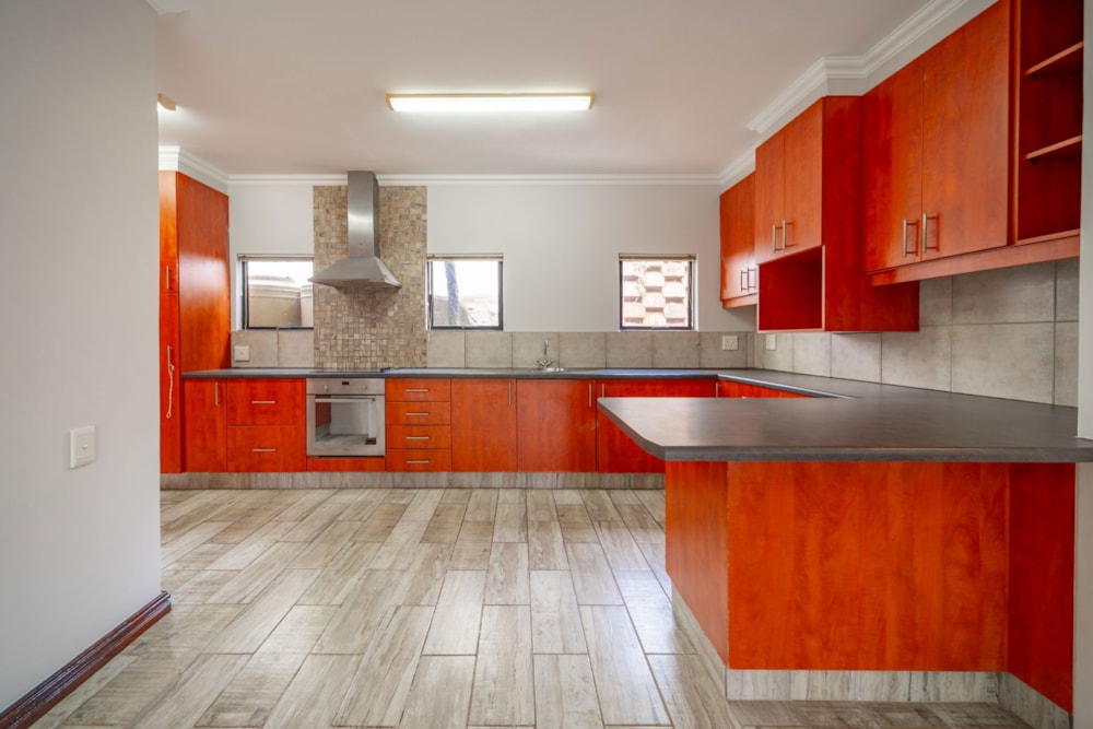 House for sale in Seaward Estates - 1BD1716972