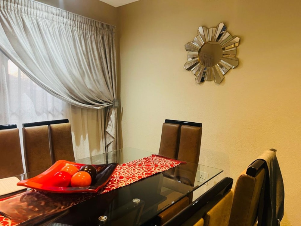 House for sale in Crystal Park - EN1719502