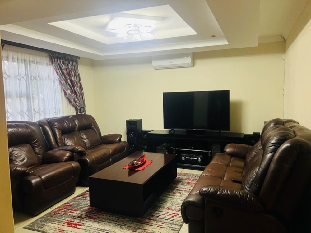 House for sale in Crystal Park - EN1719502