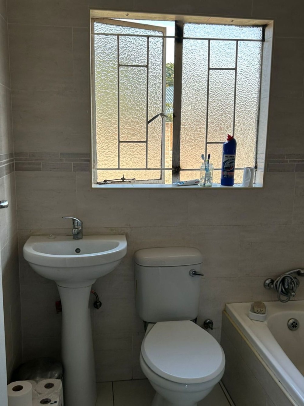 House for sale in Crystal Park - EN1717736 House for sale in Crystal Park - EN1717736