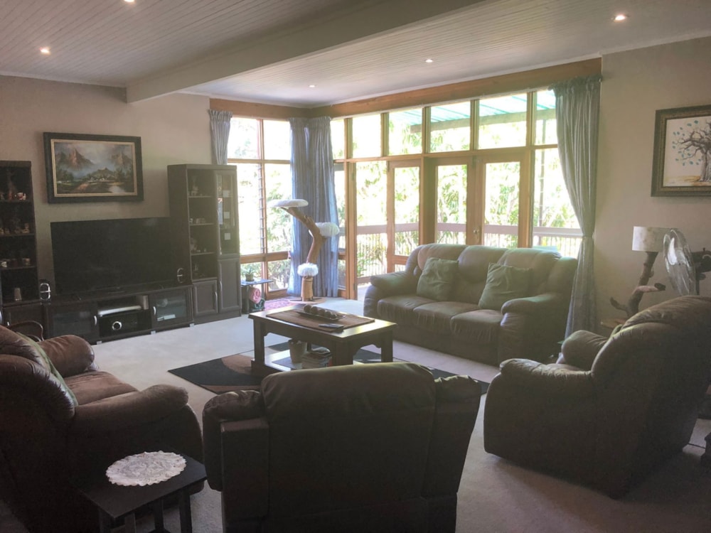 House for sale in Mbombela Ext 5 (Nelspruit Ext 5) - 1NS1717692 House for sale in Mbombela Ext 5 (Nelspruit Ext 5) - 1NS1717692