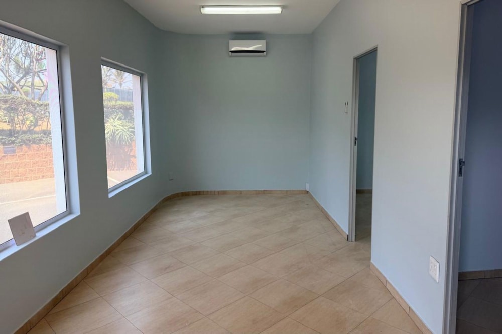 Commercial office for sale in Amanzimtoti - 1WB1718277