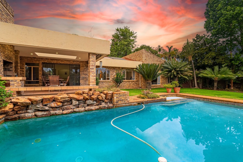 House for sale in Gallo Manor - HP1717573