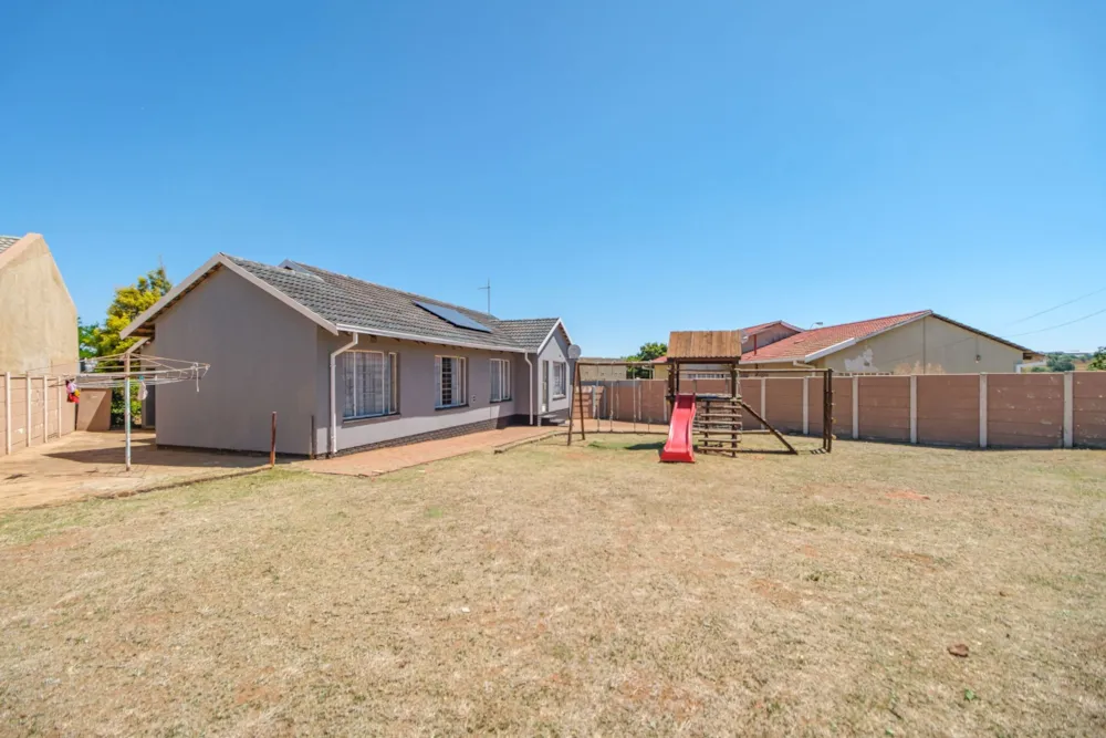House sold in Witpoortjie - RAN1718658 House sold in Witpoortjie - RAN1718658