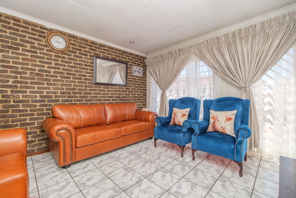 House for sale in Witpoortjie - RAN1718658 House for sale in Witpoortjie - RAN1718658