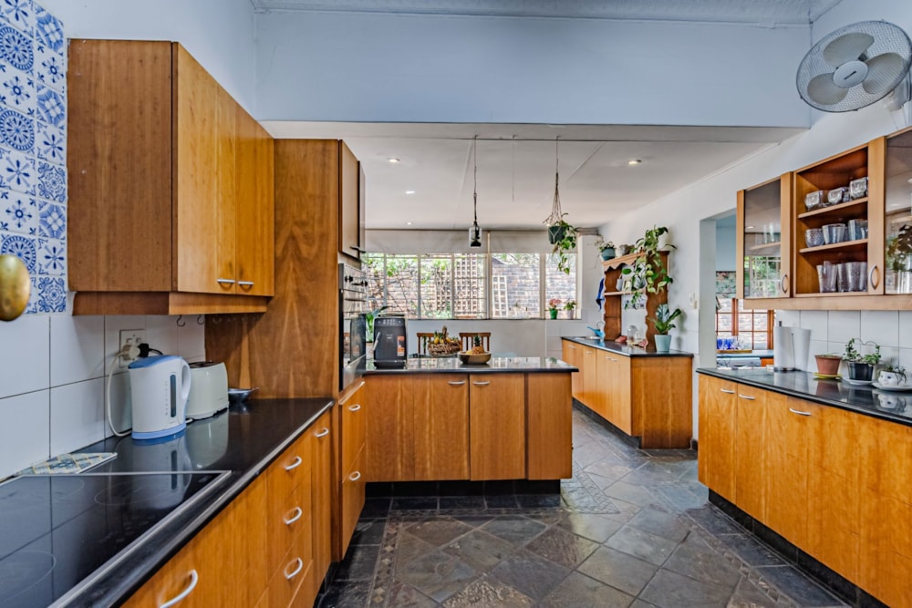 House for sale in Brooklyn, Pretoria East - PT1718608 House for sale in Brooklyn, Pretoria East - PT1718608