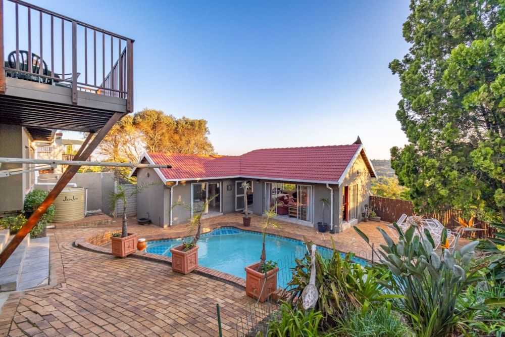 House for sale in Roodekrans - RAN1716626 House for sale in Roodekrans - RAN1716626