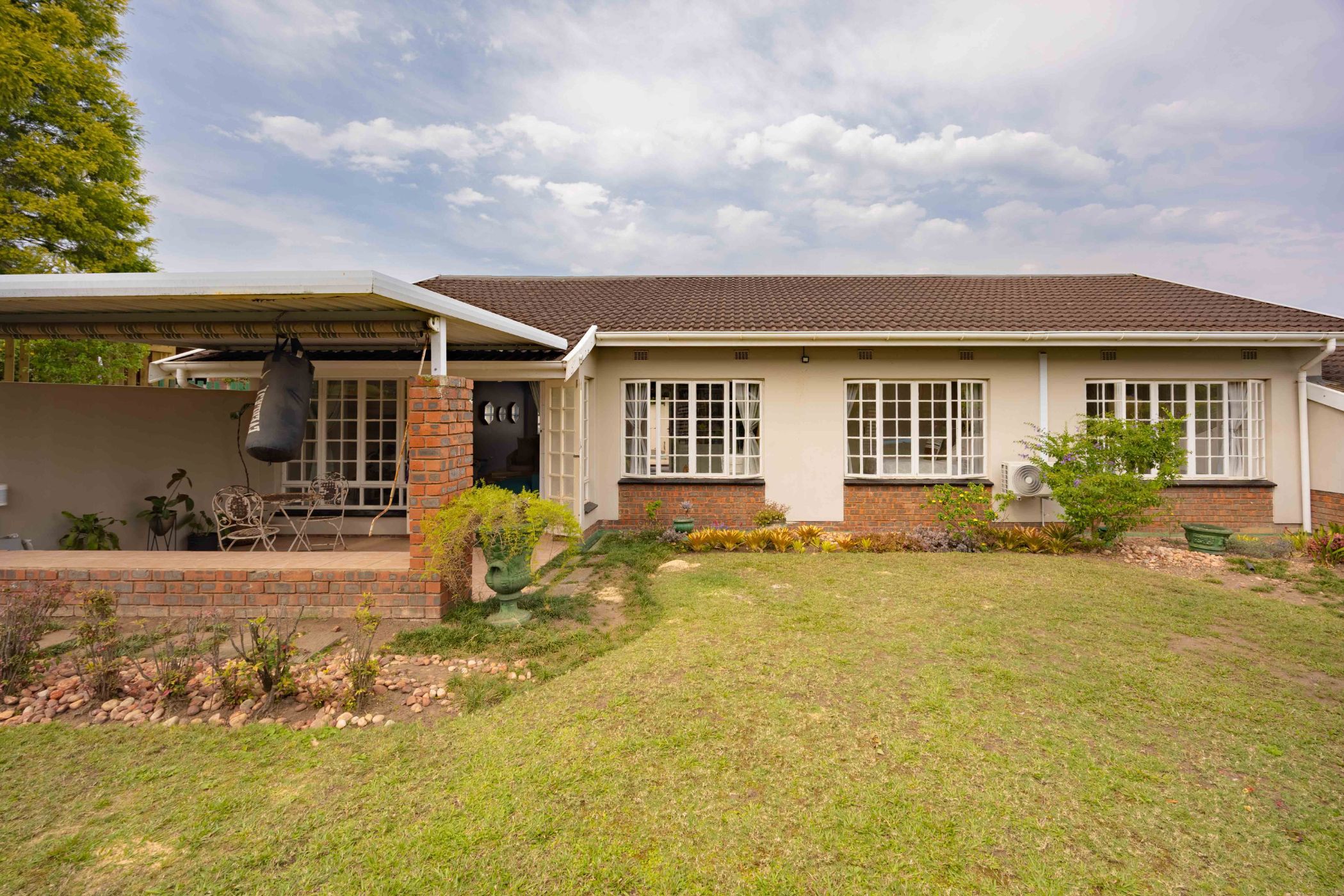 Townhouse for sale in Gillitts - 1KF1719444