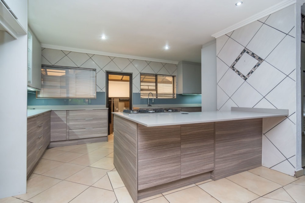 House for sale in Noordheuwel - 1KR1716448 House for sale in Noordheuwel - 1KR1716448