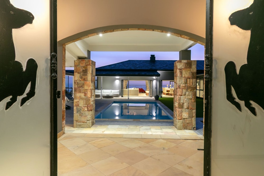 House for sale in Pezula Private Estate - 1KG1718673