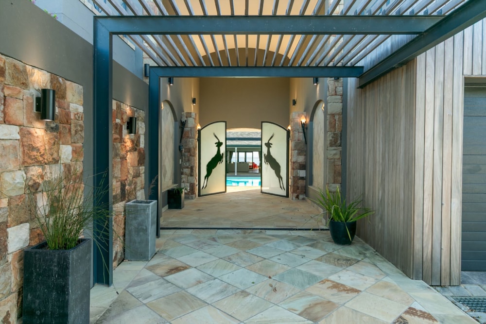 House for sale in Pezula Private Estate - 1KG1718673 House for sale in Pezula Private Estate - 1KG1718673