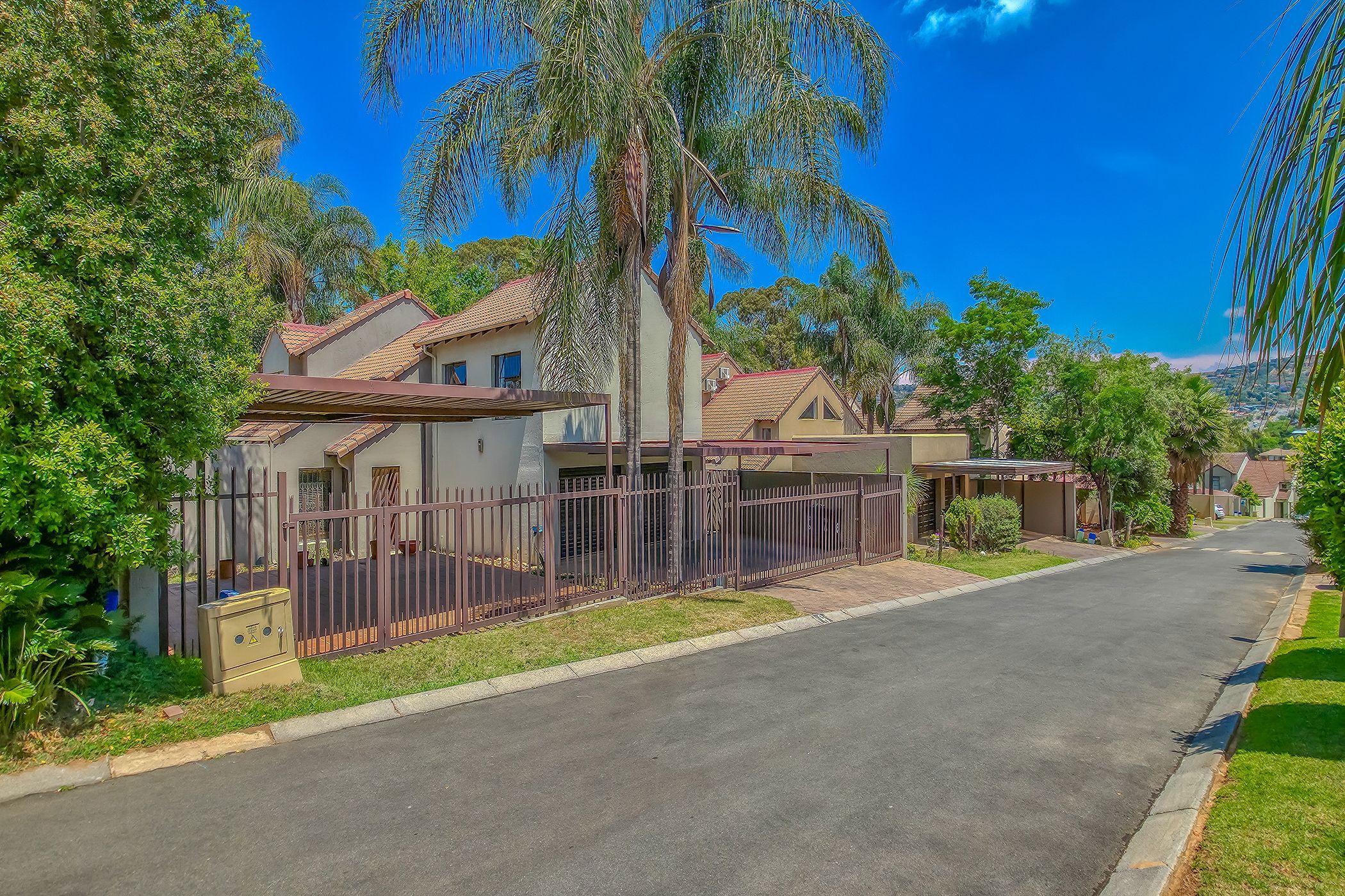 House for sale in Strubensvalley - RAN1719221