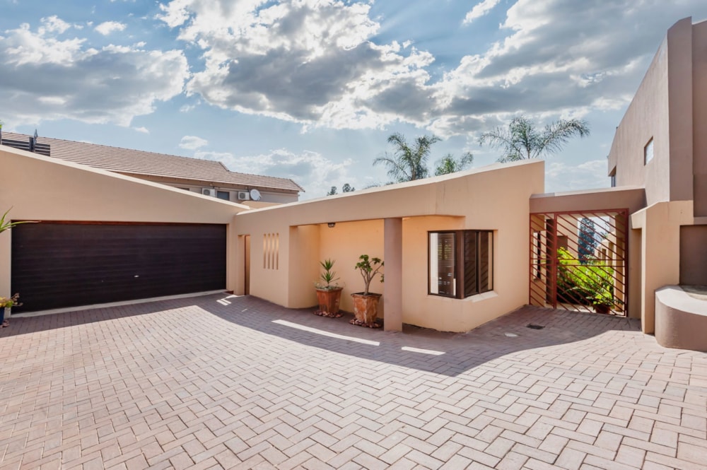 Cluster for sale in Bedfordview - BED1716612