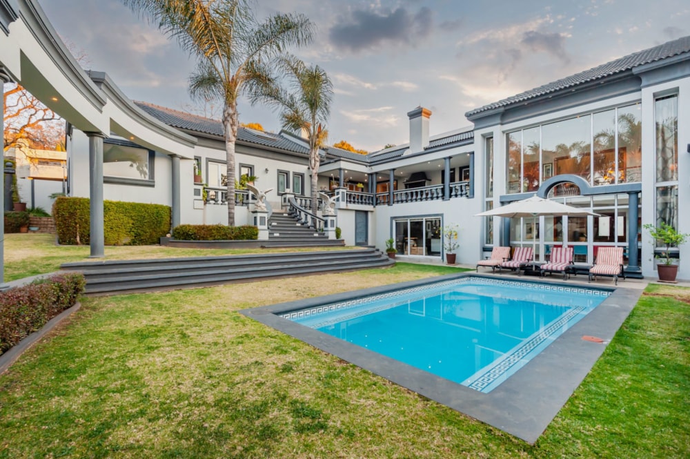 Double-storey house for sale in Bedfordview - BED1712013 Double-storey house for sale in Bedfordview - BED1712013