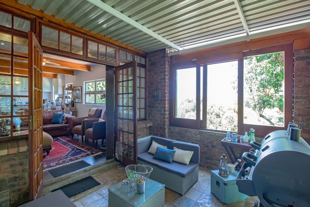 Apartment for sale in Lynnwood, Pretoria - PT1717660 Apartment for sale in Lynnwood, Pretoria - PT1717660