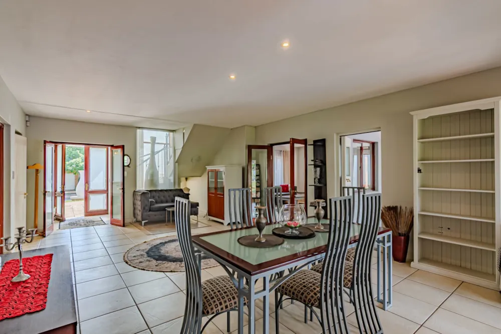 House sold in Silver Lakes Golf Estate - PT1717471