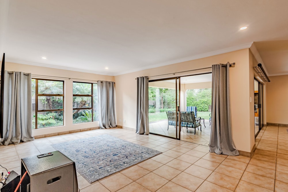 House let in Silver Lakes Golf Estate - PTL1717200 House let in Silver Lakes Golf Estate - PTL1717200