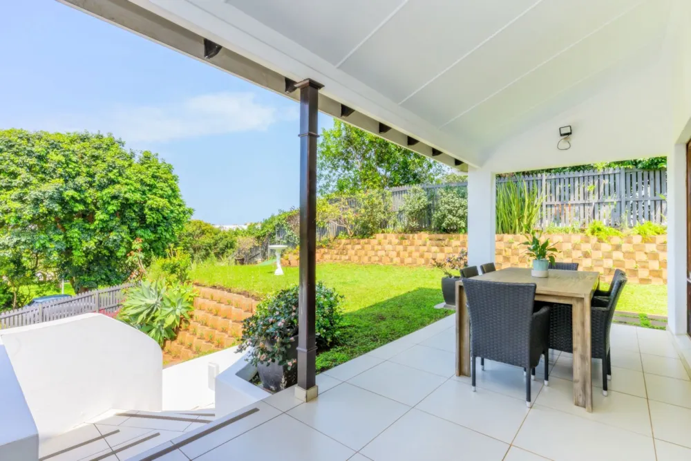 Townhouse sold in La Lucia - 1ND1717865
