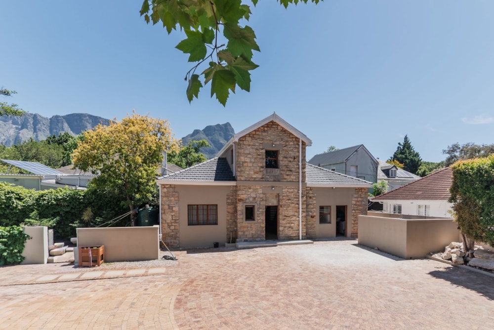 House for sale in Claremont, Cape Town - KW1719737