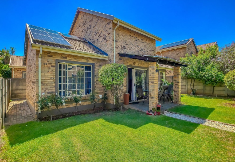 Townhouse for sale in Wilgeheuwel - RAN1718844