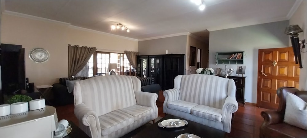 House let in Lydenburg (Mashishing) - 1LY1712671 House let in Lydenburg (Mashishing) - 1LY1712671