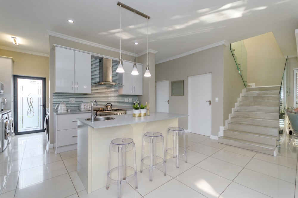 Double-storey cluster for sale in Honeydew Manor - RAN1718155 Double-storey cluster for sale in Honeydew Manor - RAN1718155