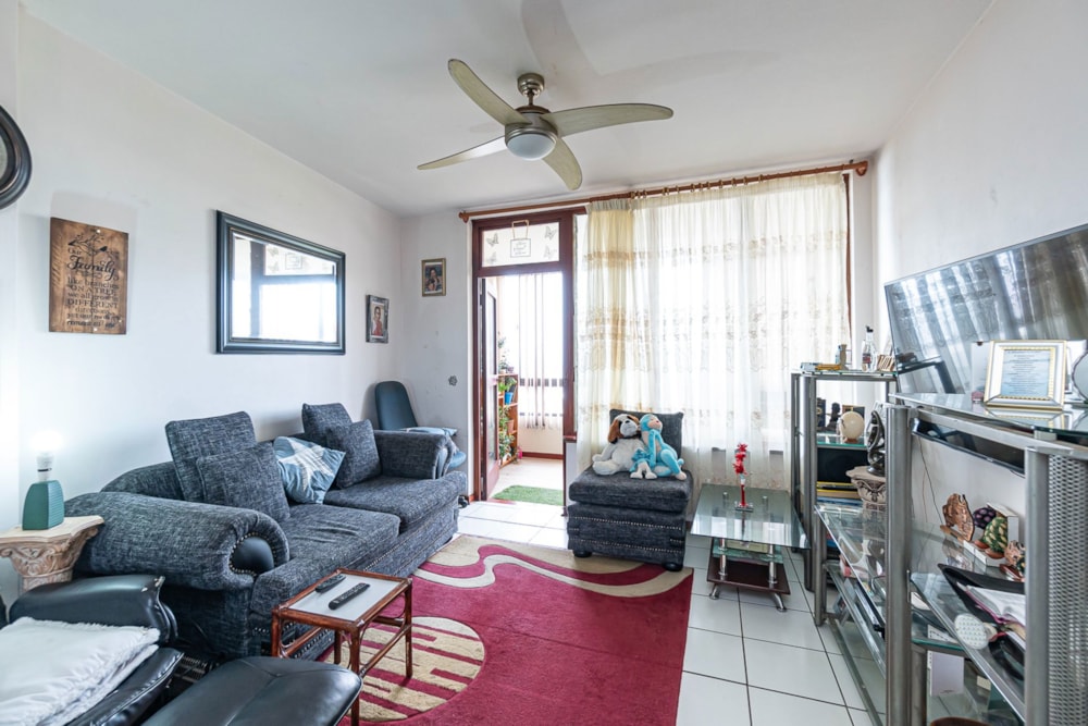 Apartment for sale in Illovo Beach - 1WB1717059 Apartment for sale in Illovo Beach - 1WB1717059