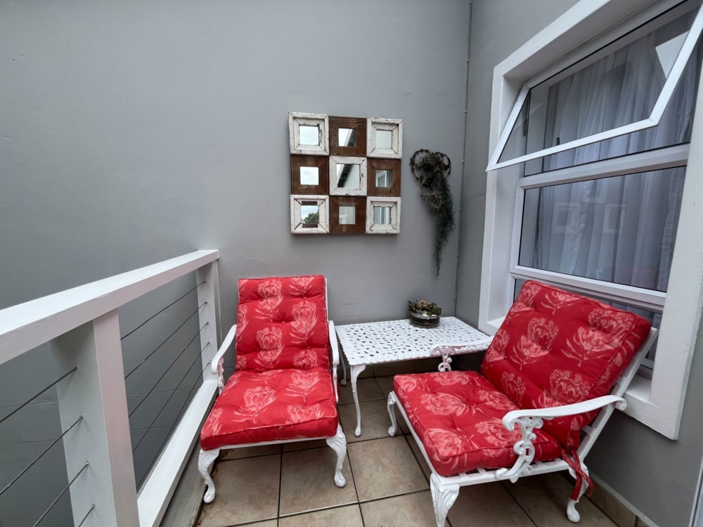 Apartment for sale in Knysna Central - 1KG1733043
