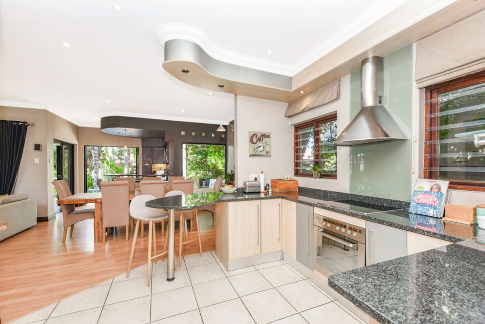 Double-storey cluster to rent in Beverley - FYL1754447 Double-storey cluster to rent in Beverley - FYL1754447