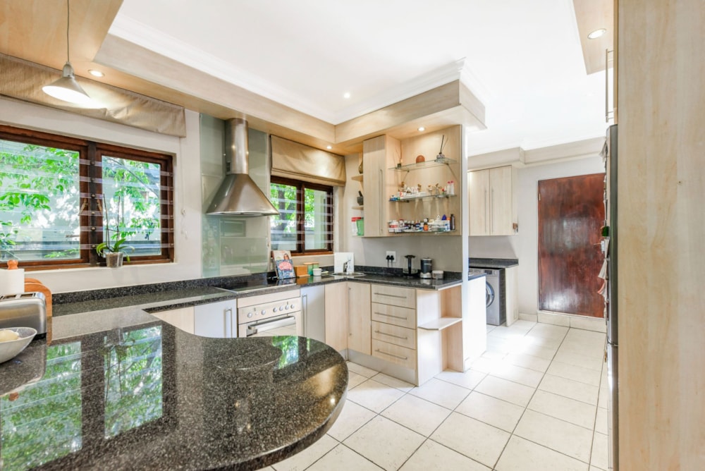 Double-storey cluster for sale in Beverley - FW1718037