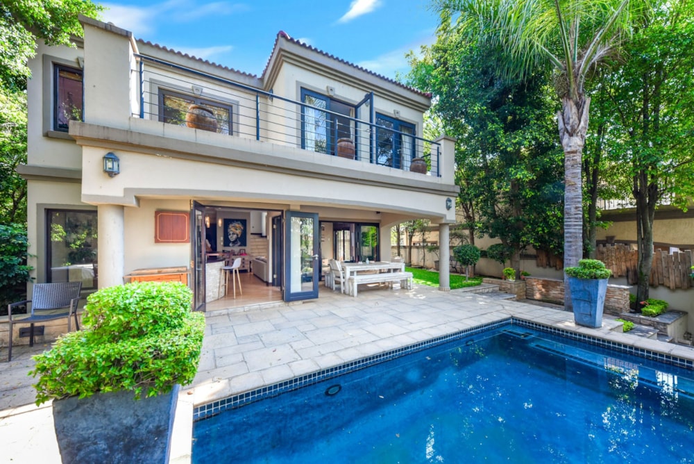 Double-storey cluster for sale in Beverley - FW1718037