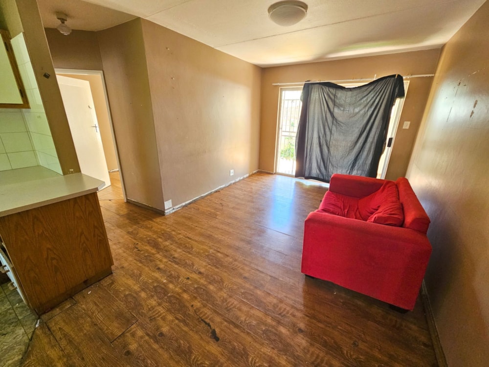 Apartment for sale in Uitsig, Bloemfontein - 1BX1717552