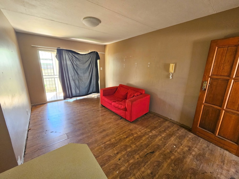 Apartment for sale in Uitsig, Bloemfontein - 1BX1717552