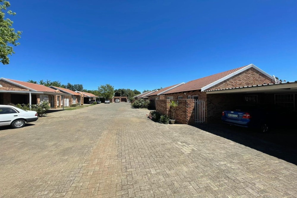 Townhouse for sale in Universitas - 1BX1718081 Townhouse for sale in Universitas - 1BX1718081